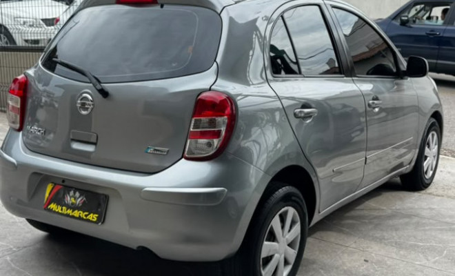 Nissan MARCH S 1.6 16V Flex Fuel 5p 2014 Flex-4
