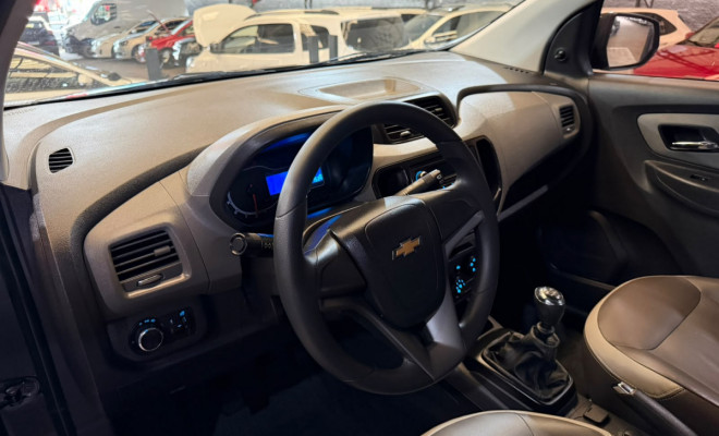 GM - Chevrolet SPIN LT 1.8 8V Econo.Flex 5p Mec. 2016 Flex-7