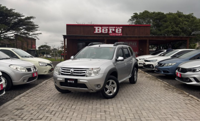 Renault DUSTER TECHROAD 4X4 2.0 16V Mec. 2015 Gasolina