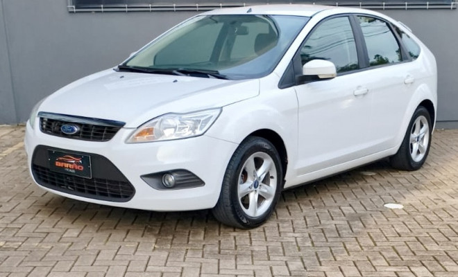 Ford Focus 1.6 S/SE/SE Plus Flex 8V/16V  5p 2013 Flex