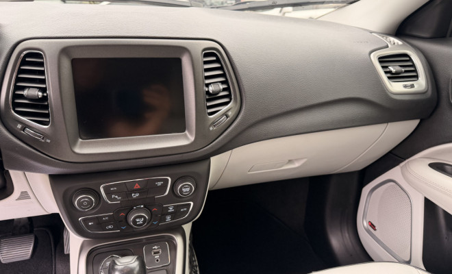 Jeep COMPASS LONGITUDE 2.0 4x4 Dies. 16V Aut. 2020 Flex-6