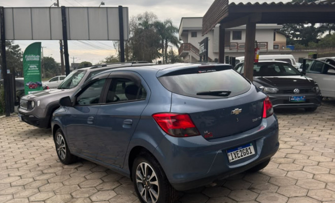 GM - Chevrolet ONIX HATCH LTZ 1.4 8V FlexPower 5p Mec. 2016 Flex-3