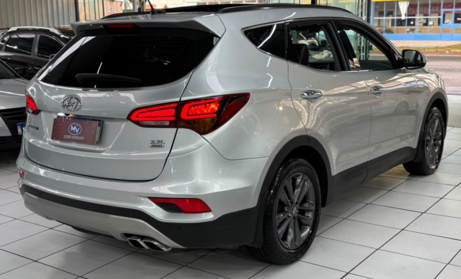 Hyundai Santa Fe/GLS 3.3 V6 4X4 Tiptronic 2019 Gasolina-6