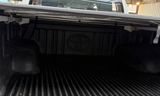 Toyota Hilux CD SRV 4x4 2.7 Flex 16V Aut. 2020 Flex-17