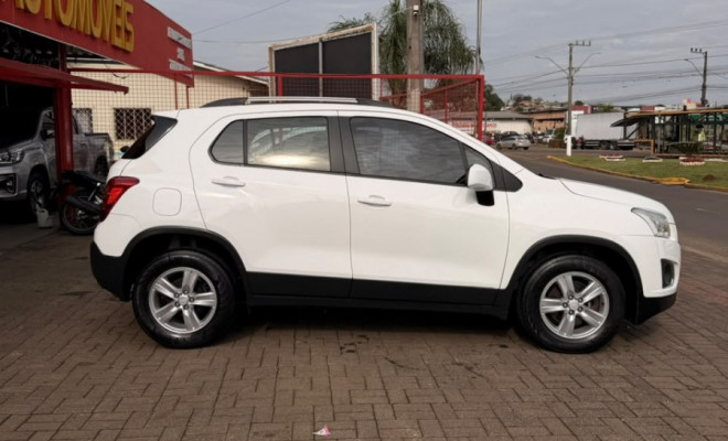 GM - Chevrolet TRACKER LT 1.8 16V Flex 4x2 Aut. 2016 Flex-4