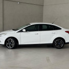 Focus Sedan Titanium 2.0 Aut. 2015 - Completíssimo, Esportivo e com Baixa Quilometragem!-16
