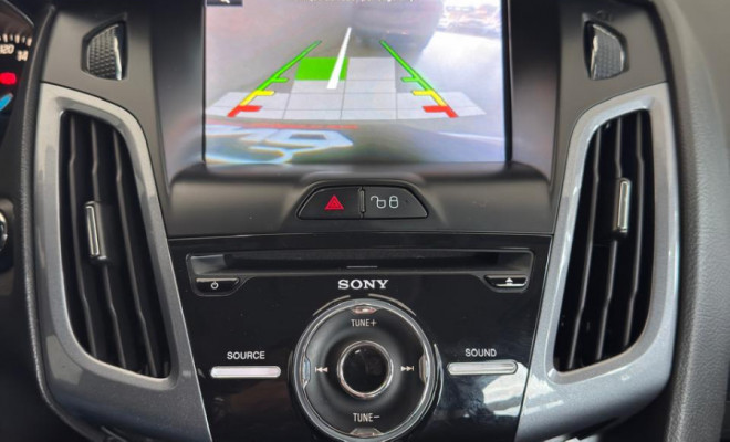 Focus Sedan Titanium 2.0 Aut. 2015 - Completíssimo, Esportivo e com Baixa Quilometragem!-5
