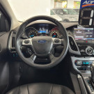 Focus Sedan Titanium 2.0 Aut. 2015 - Completíssimo, Esportivo e com Baixa Quilometragem!-4