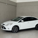 Focus Sedan Titanium 2.0 Aut. 2015 - Completíssimo, Esportivo e com Baixa Quilometragem!-15