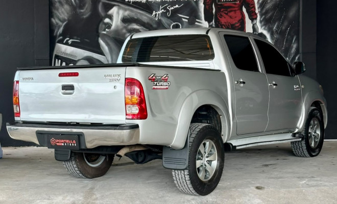Toyota Hilux CD SRV D4-D 4x4 3.0  TDI Dies 2009 Diesel-0