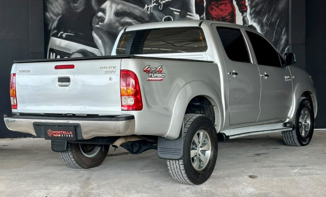 Toyota Hilux CD SRV D4-D 4x4 3.0  TDI Dies 2009 Diesel-2