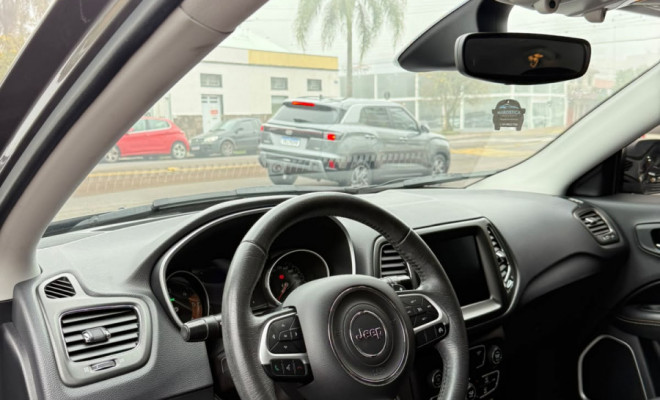 Jeep COMPASS LONGITUDE 2.0 4x4 Dies. 16V Aut. 2018 Diesel-9