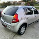 Renault SANDERO Expression 1.0 Hi-Flex - 2013-2