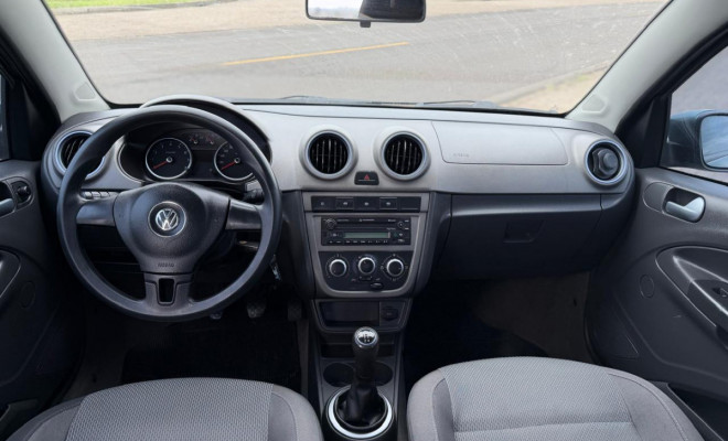 VW - VolksWagen VOYAGE COMF/Highli. 1.6 T.Flex 8V 4p 2013 Flex-8