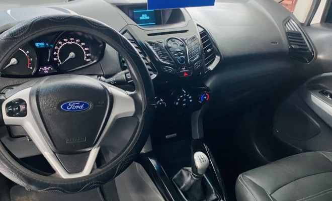 Ford EcoSport FREESTYLE 1.6 16V Flex 5p 2014 Flex-5