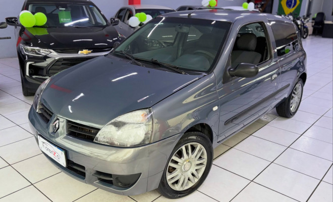 Renault Clio Authentique 1.0 2011