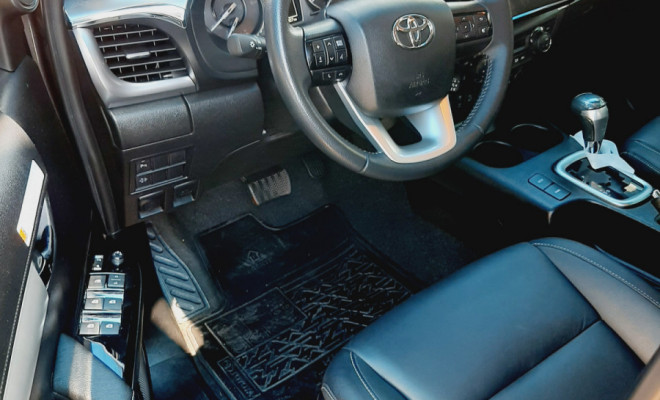 Toyota Hilux CD SRV 4x4 2.8 TDI Diesel Aut. 2025 Diesel-5