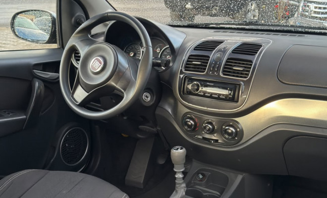 Fiat Grand Siena ATTRAC. 1.4 EVO F.Flex 8V 2015 Flex-3