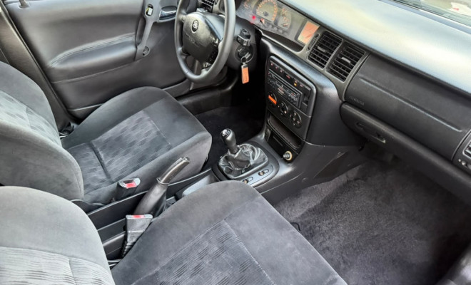 GM - Chevrolet Vectra Expres./ Collection  2.0 MPFI 8V 2005 Flex-5