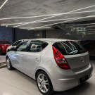 Hyundai i30 2.0 16V 145cv 5p Aut. 2011 Gasolina-12