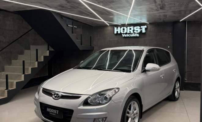 Hyundai i30 2.0 16V 145cv 5p Aut. 2011 Gasolina-0