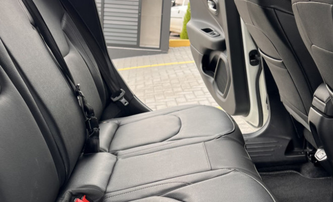 Jeep Renegade Long. T270 1.3 TB 4x2 Flex Aut. 2024 Flex-12