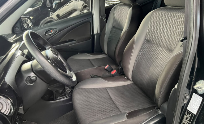 Toyota ETIOS X Plus Sedan 1.5 Flex 16V 4p Aut. 2020 Flex-8