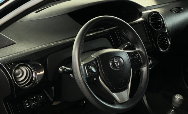 Toyota ETIOS X Plus Sedan 1.5 Flex 16V 4p Aut. 2020 Flex-4