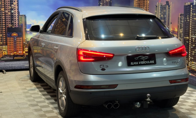 Audi Q3 1.4 TFSI/TFSI Flex S-tronic 5p 2017 Gasolina-1