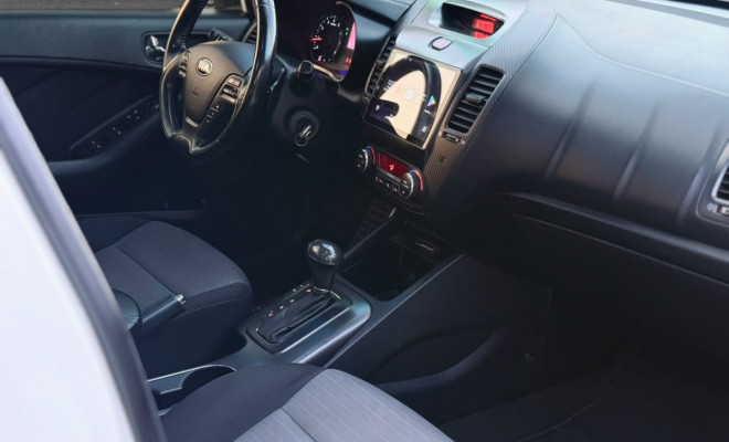 Kia Motors Cerato 1.6 16V  Flex  Aut. 2014 Flex-8