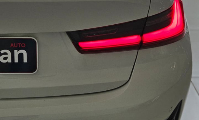 BMW 320i 2020 Flex-8