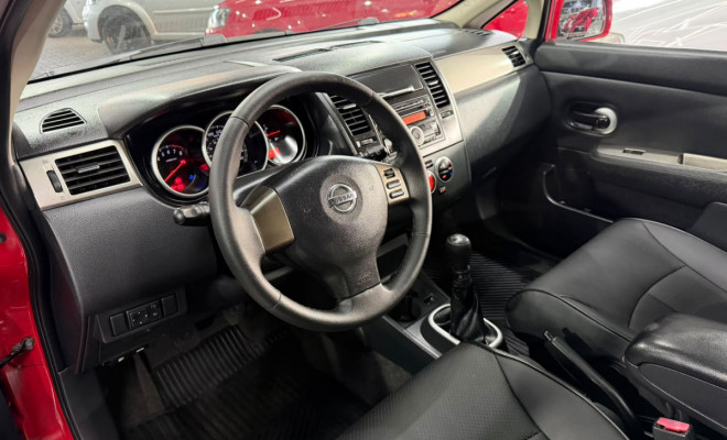 Nissan TIIDA Sedan 1.8 16V Flex Fuel 4p 2012 Flex-6