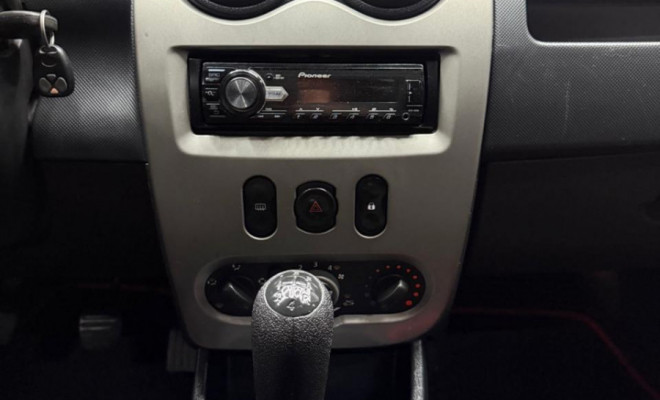 Renault LOGAN Expres./Exp. UP Hi-Flex 1.0 16V 4p 2011 Gasolina-9