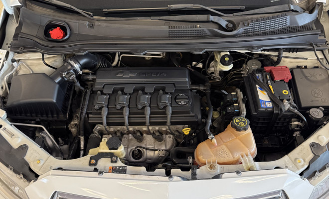 GM - Chevrolet ONIX HATCH LT 1.0 8V FlexPower 5p Mec. 2015 Flex-19