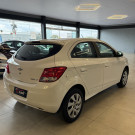 GM - Chevrolet ONIX HATCH LT 1.0 8V FlexPower 5p Mec. 2015 Flex-2