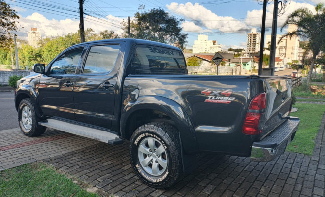 Toyota Hilux CD SRV D4-D 4x4 3.0 TDI Diesel Aut 2012 Diesel-11