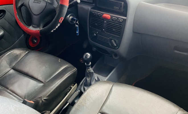 Fiat Palio Young 1.0 mpi 8v 4p 2001 Gasolina-5