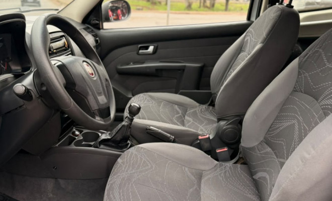 Fiat Strada Working 1.4 mpi Fire Flex 8V CD 2015 Flex-8