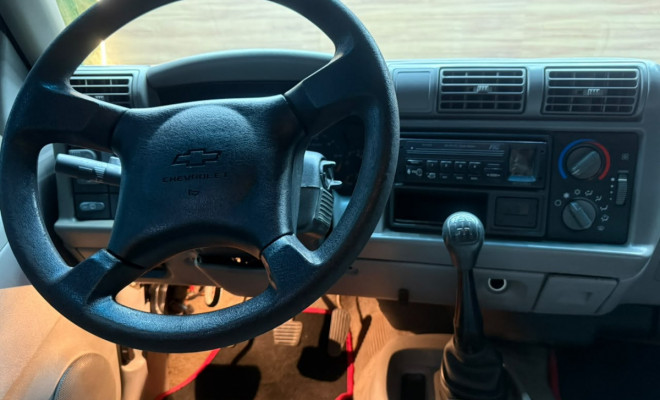 GM - Chevrolet BLAZER DLX 1999 Gasolina-5