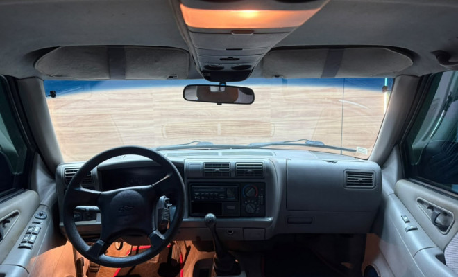 GM - Chevrolet BLAZER DLX 1999 Gasolina-3