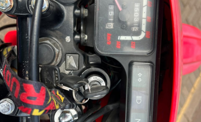 HONDA NXR 125 BROS KS 2005 Gasolina-2