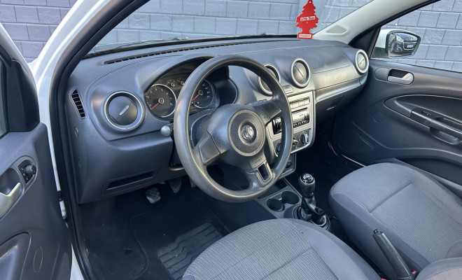 VW - VolksWagen VOYAGE 1.0/1.0 City Mi Total Flex 8V 4p 2014 Flex-5