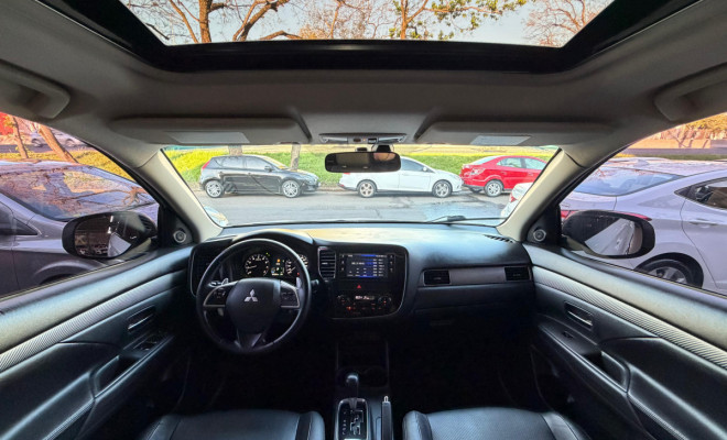 Mitsubishi OUTLANDER 2.0 16V 160cv Aut. 2014 Gasolina-5