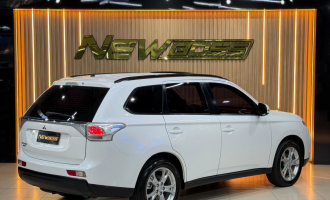 Mitsubishi OUTLANDER 2.0 16V 160cv Aut. 2014 Gasolina-0