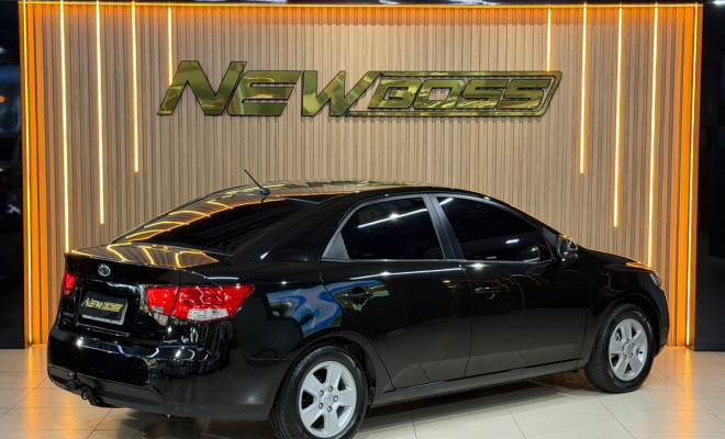 Kia Motors Cerato 1.6 16V Mec. 2012 Gasolina-0