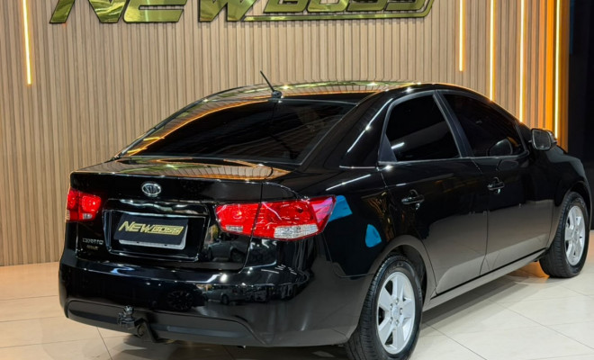 Kia Motors Cerato 1.6 16V Mec. 2012 Gasolina-4