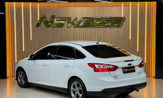 Ford Focus Sedan 2.0 16V/2.0 16V Flex 4p Aut. 2014 Flex-2