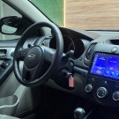 Kia Motors Cerato 1.6 16V Mec. 2011 Gasolina-7