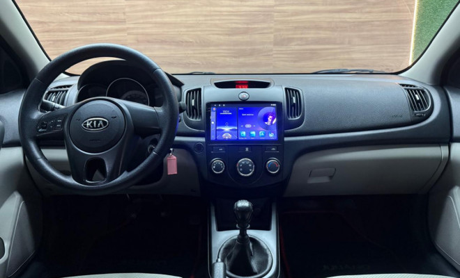 Kia Motors Cerato 1.6 16V Mec. 2011 Gasolina-4