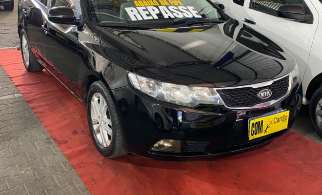 Kia Motors Cerato 1.6 16V Mec. 2012 Flex